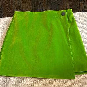 Alice and olivia green velvet mini skirt size 0